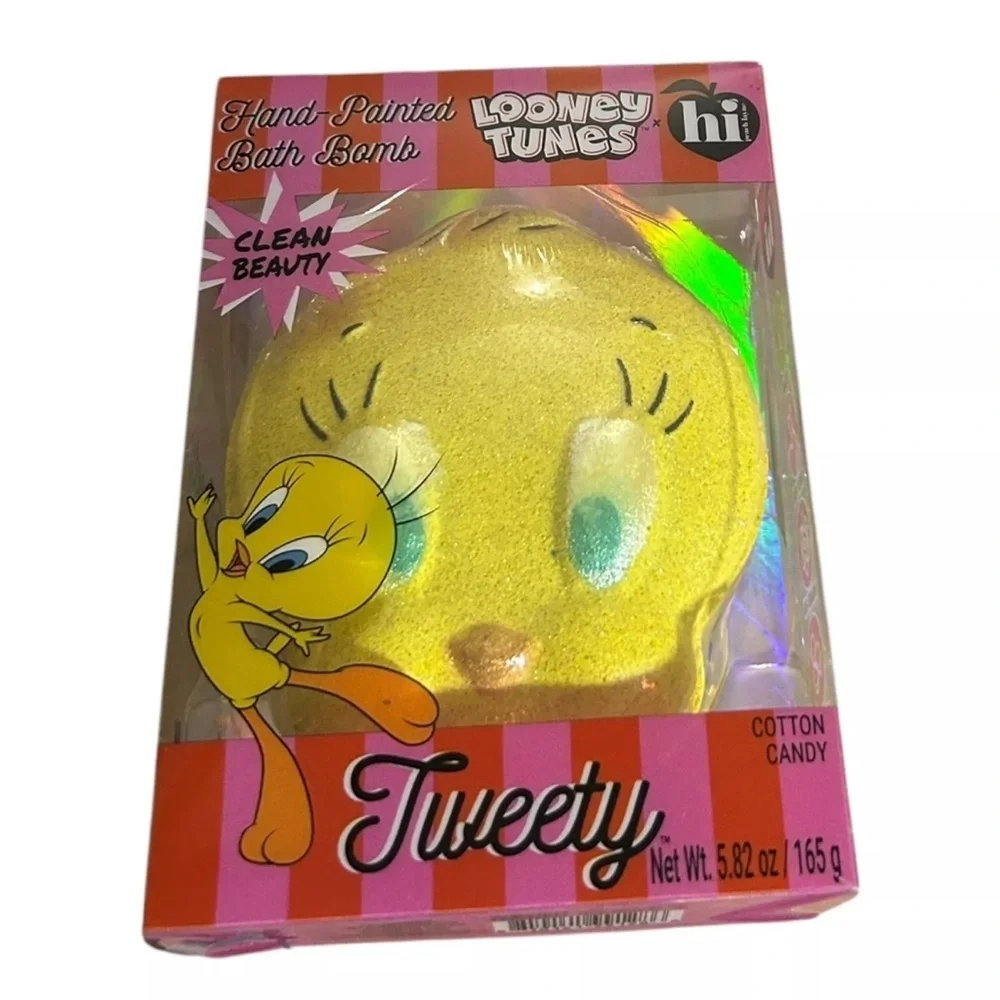 6 Looney Tunes Character Bath Bombs Duffy, Bugs Bunny and Tweetie!